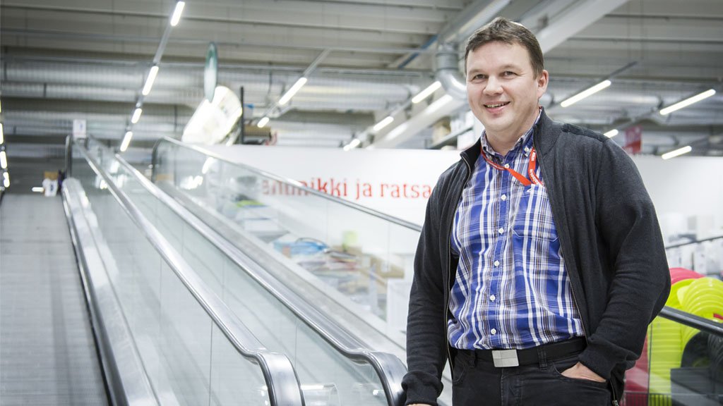 Keväällä 2017 ovensa avaava Palokan myymälä palvelee yli 200 000 asukkaan talousaluetta Kärkkäisen menestyskonseptilla: laajat, erikoisliiketasoiset käyttötavaravalikoimat, edullinen hintataso ja hyvä palvelu.