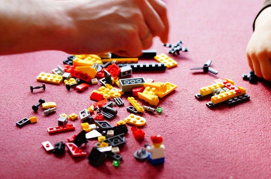 Legot ovat mainioita lahjoja kaikenikäisille leikkijöille.